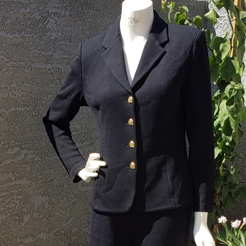 St. John Basic Top - image 1